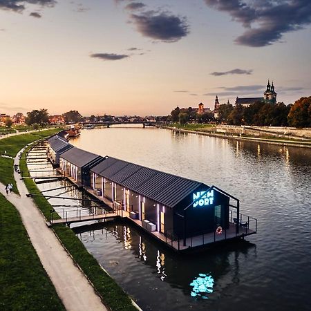 New Port - Premium Floating Aparthotel Cracóvia Exterior foto
