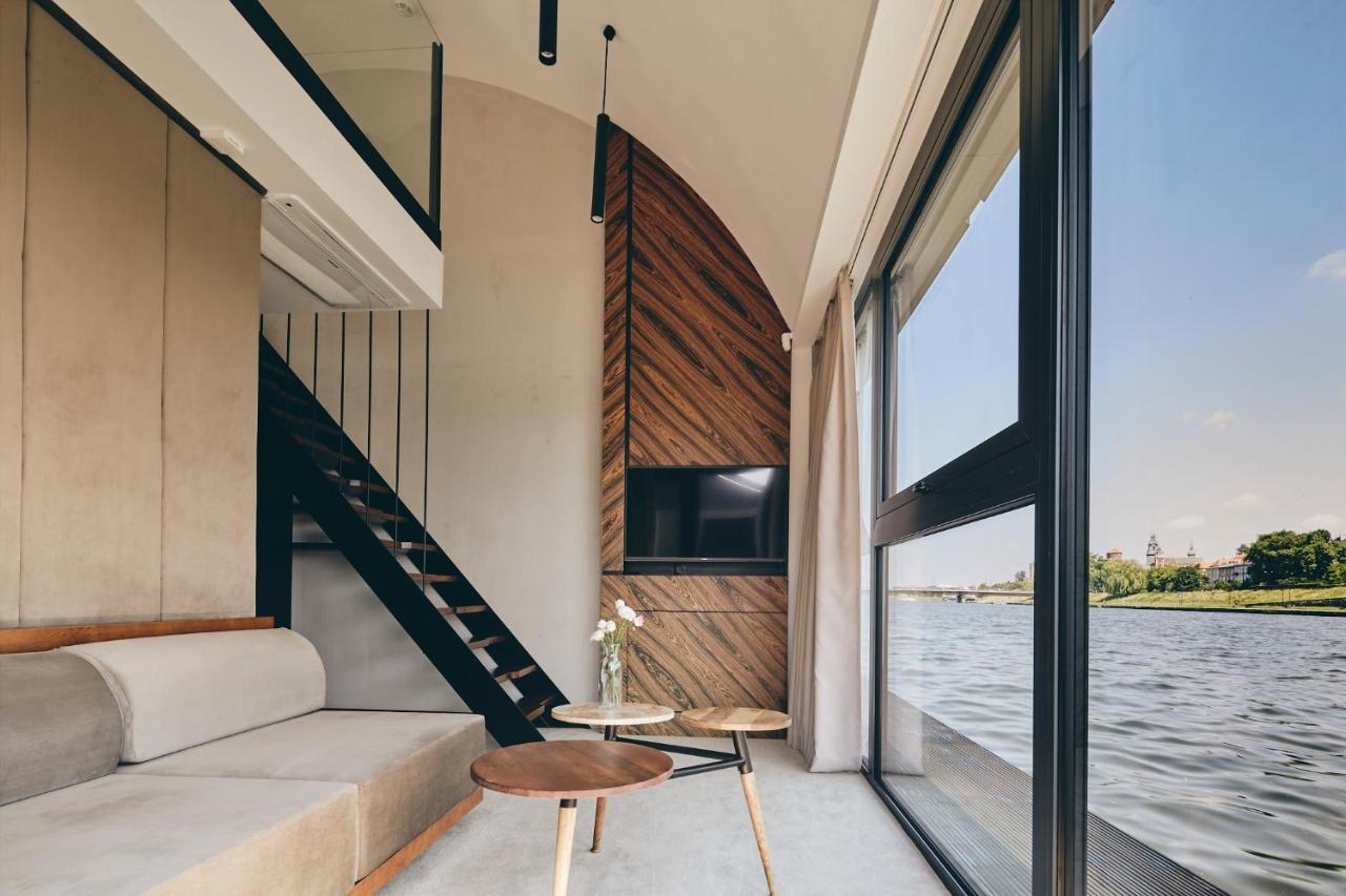 New Port - Premium Floating Aparthotel Cracóvia Exterior foto