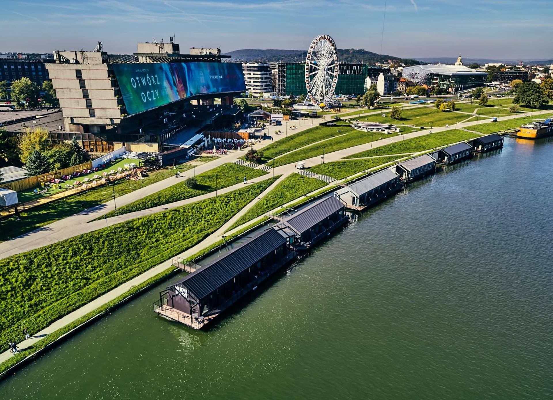 New Port - Premium Floating Aparthotel Cracóvia Exterior foto